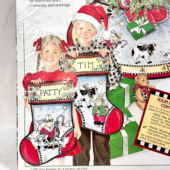 Vintage Daisy Kingdom Holiday Stocking Panel & Instruction #3435 (1990) - Picture 2 of 8